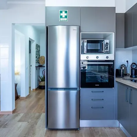 Apartment Center With Ac & Wifi *