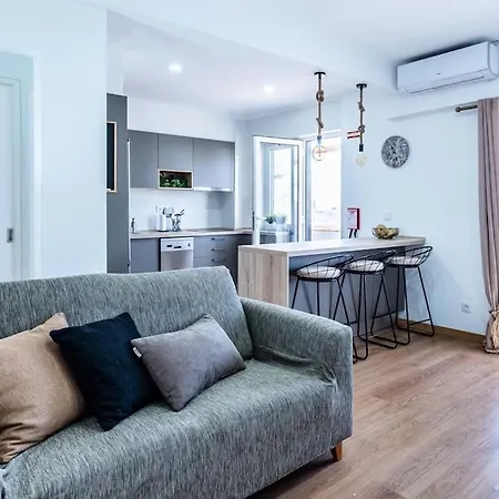 Center With Ac & Wifi 公寓 法鲁区